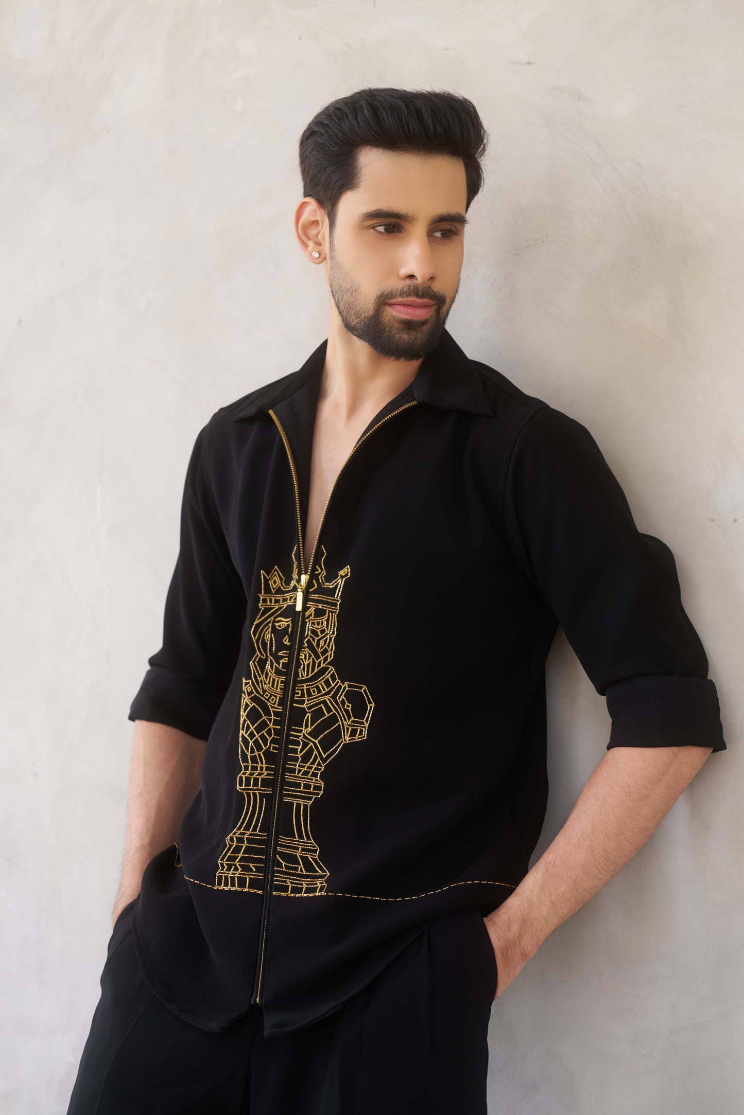 Grandmaster black shirt with Gold King and Queen design