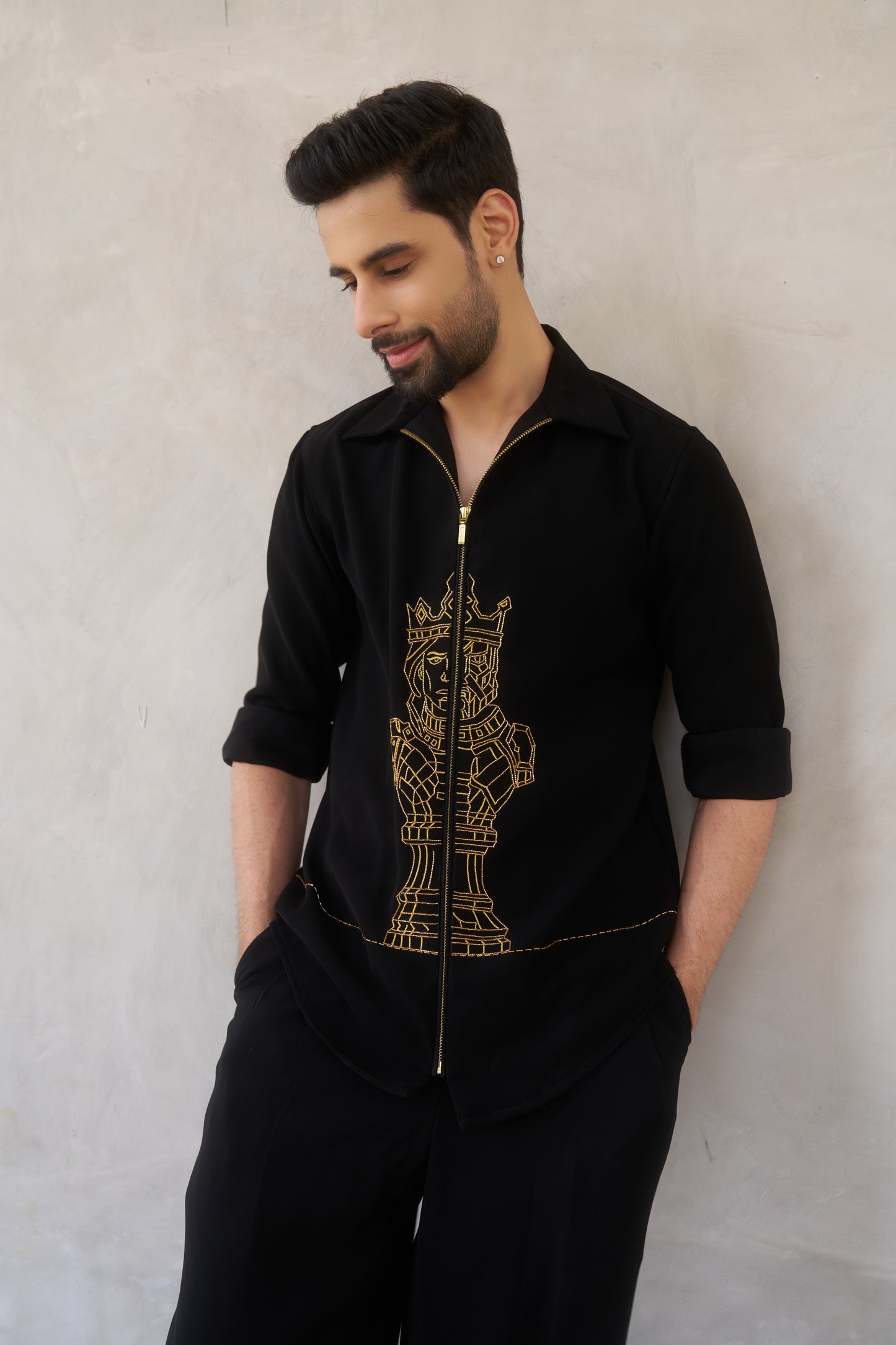 Grandmaster black shirt with Gold King and Queen design