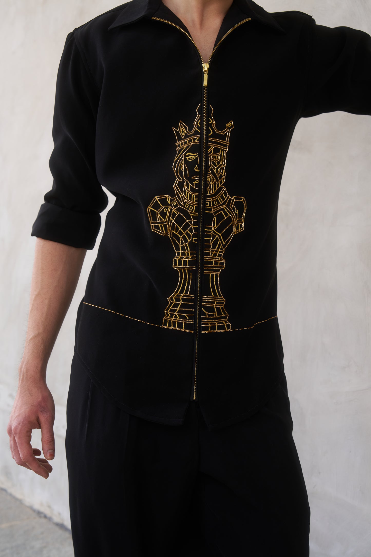 Grandmaster black shirt with Gold King and Queen design