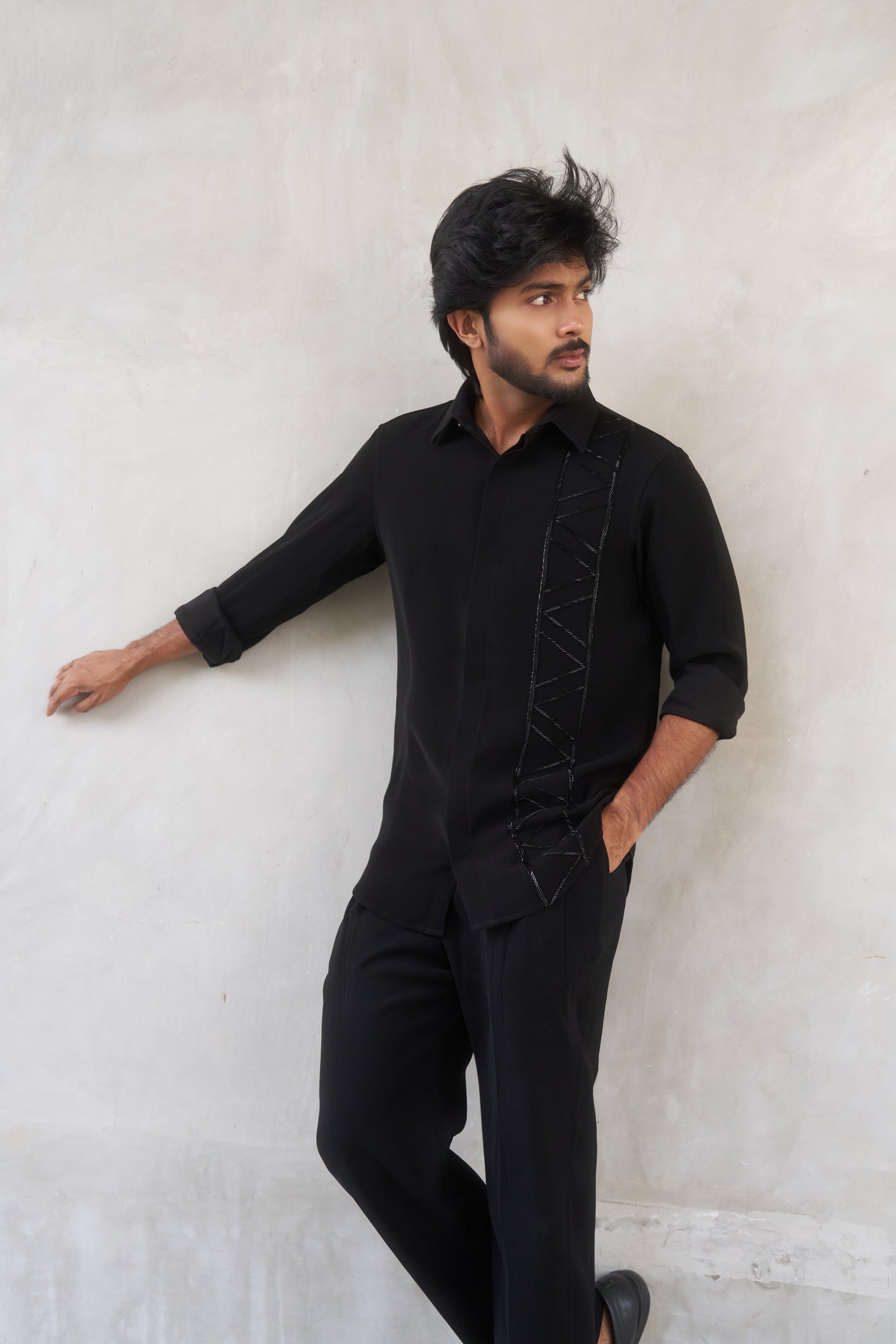 Black shirt with geometric lines embroidery design