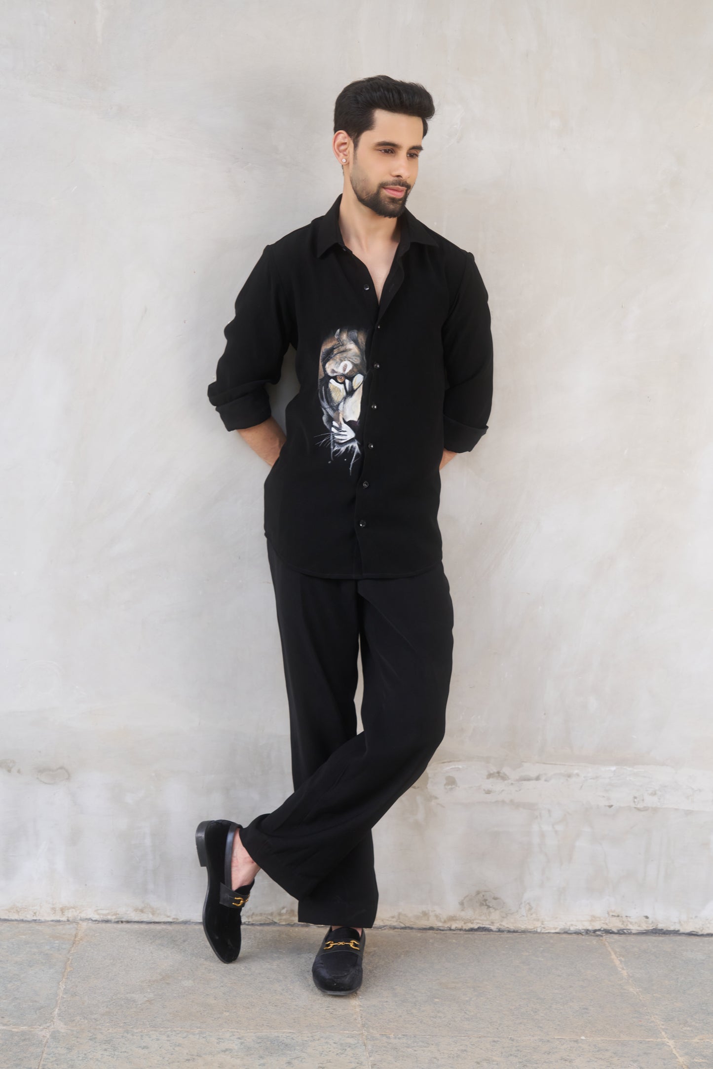 Black shirt with lion hand painted design
