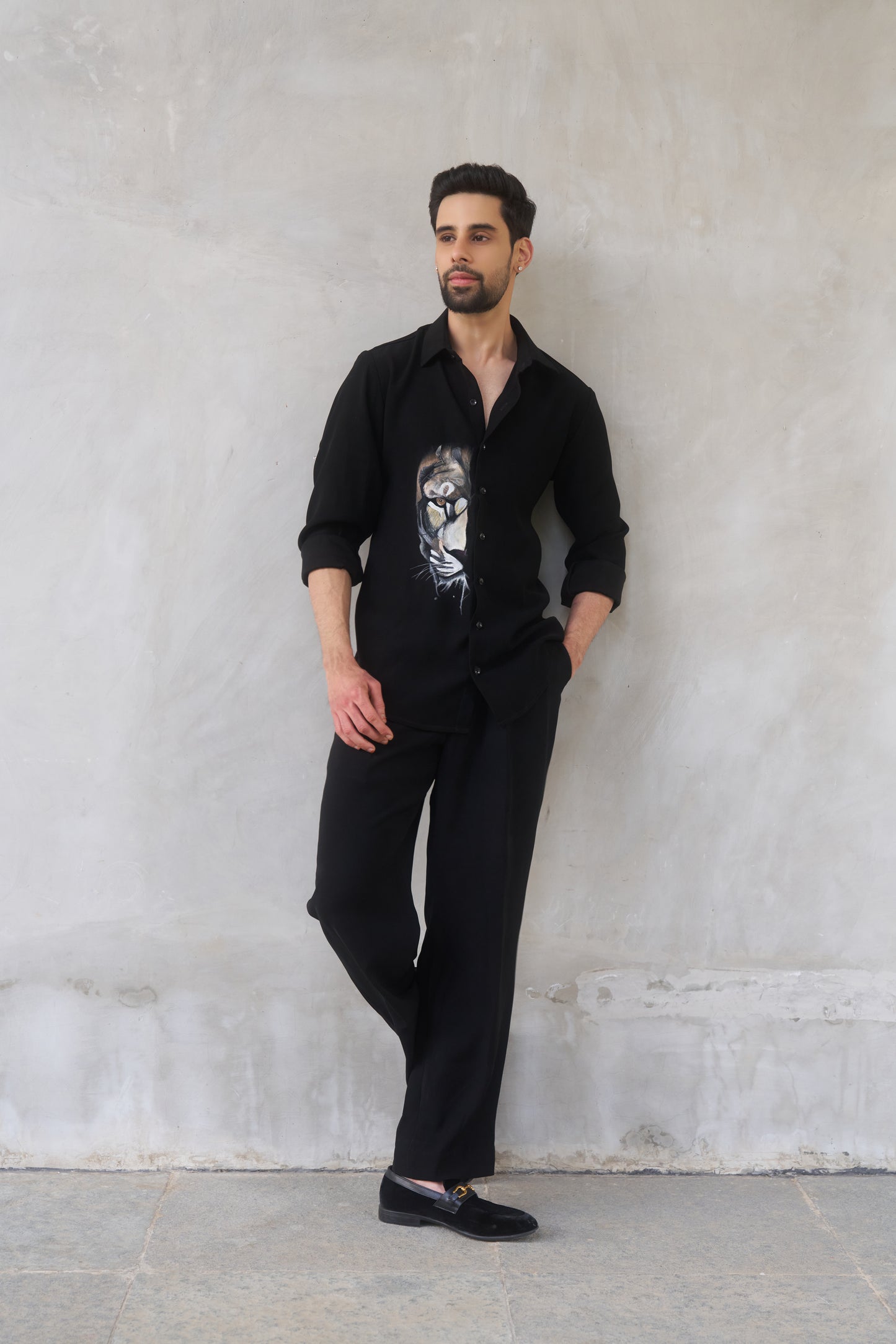 Black shirt with lion hand painted design