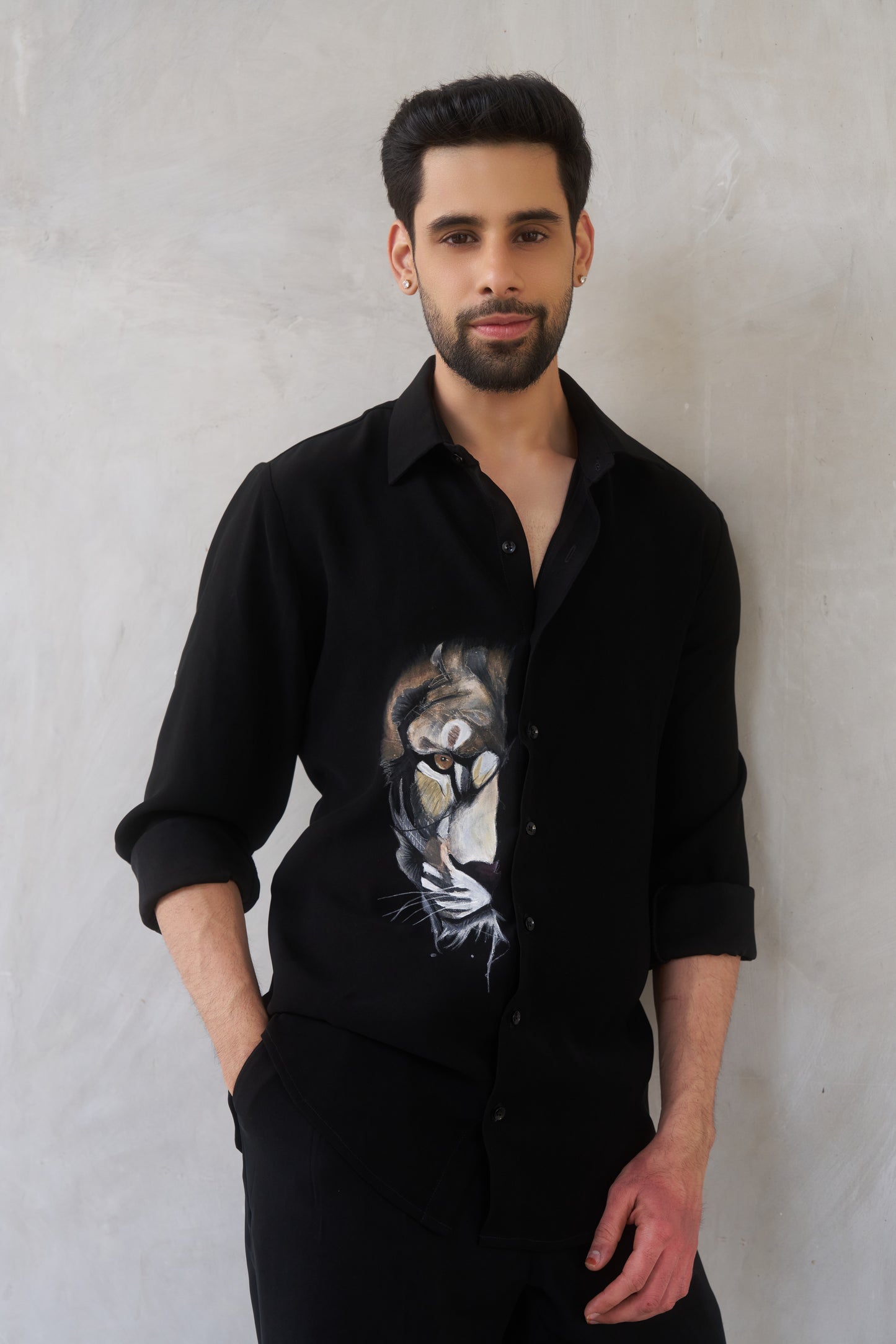 Black shirt with lion hand painted design