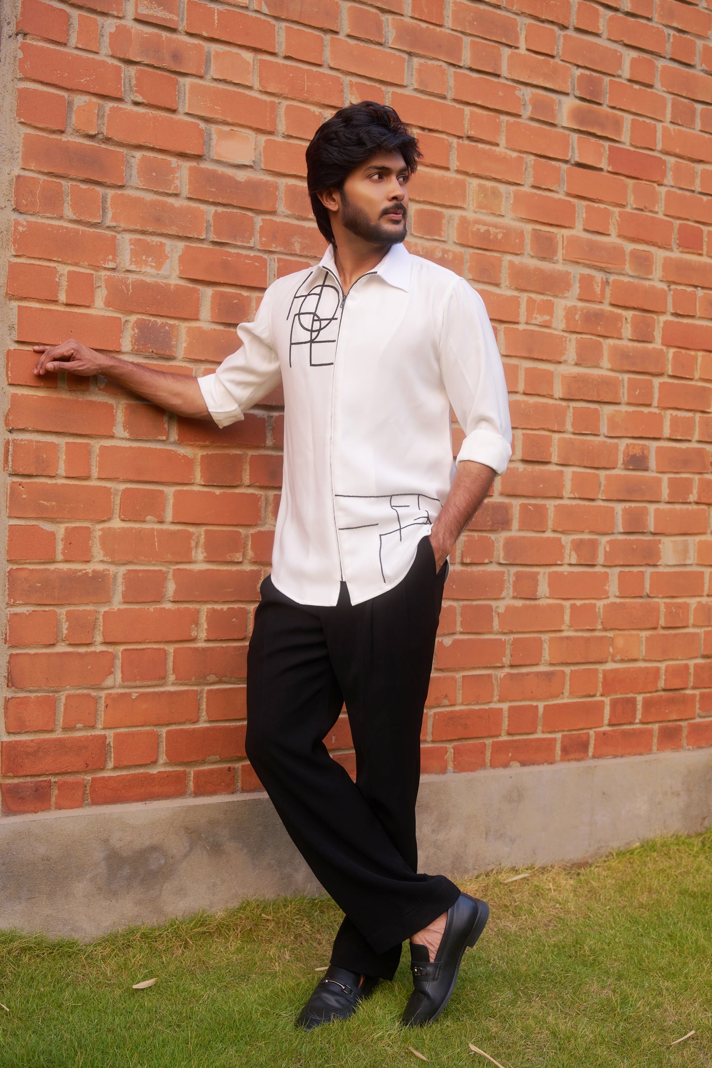 White shirt with Black geometric HOPE design in zipper model