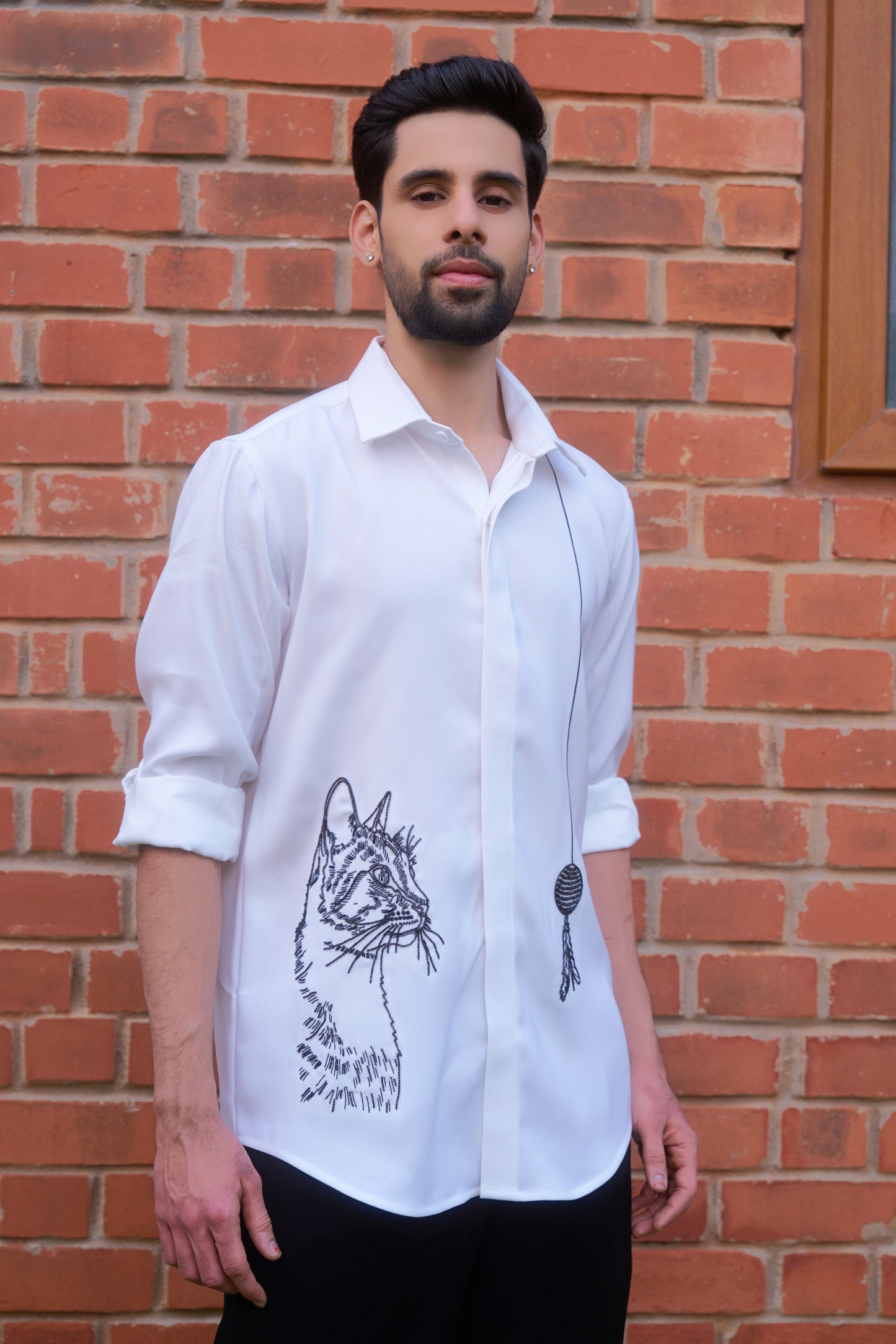 White shirt with Cat hand embroidery design&nbsp;