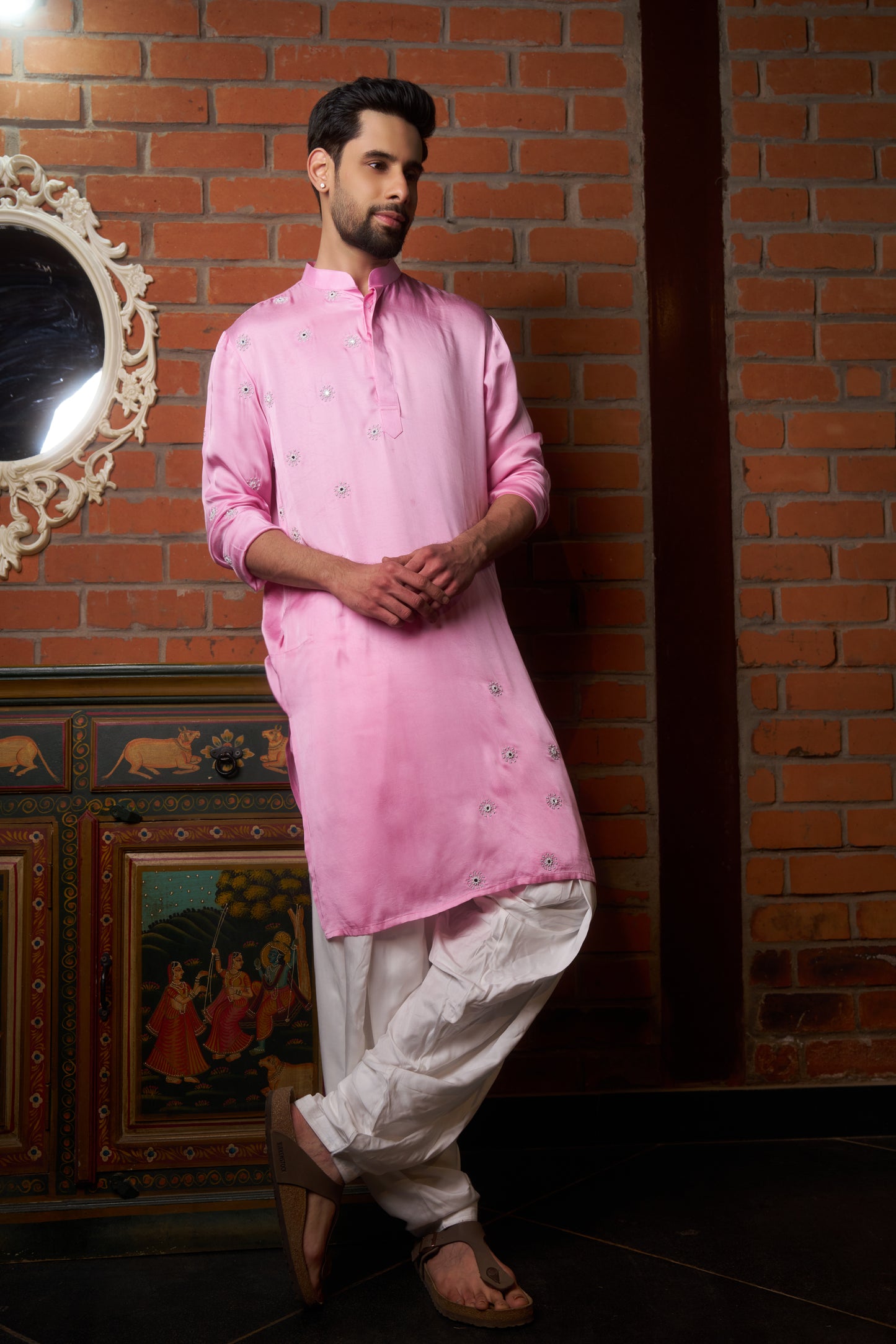 Pink kurta with white hand embroidery one sided design