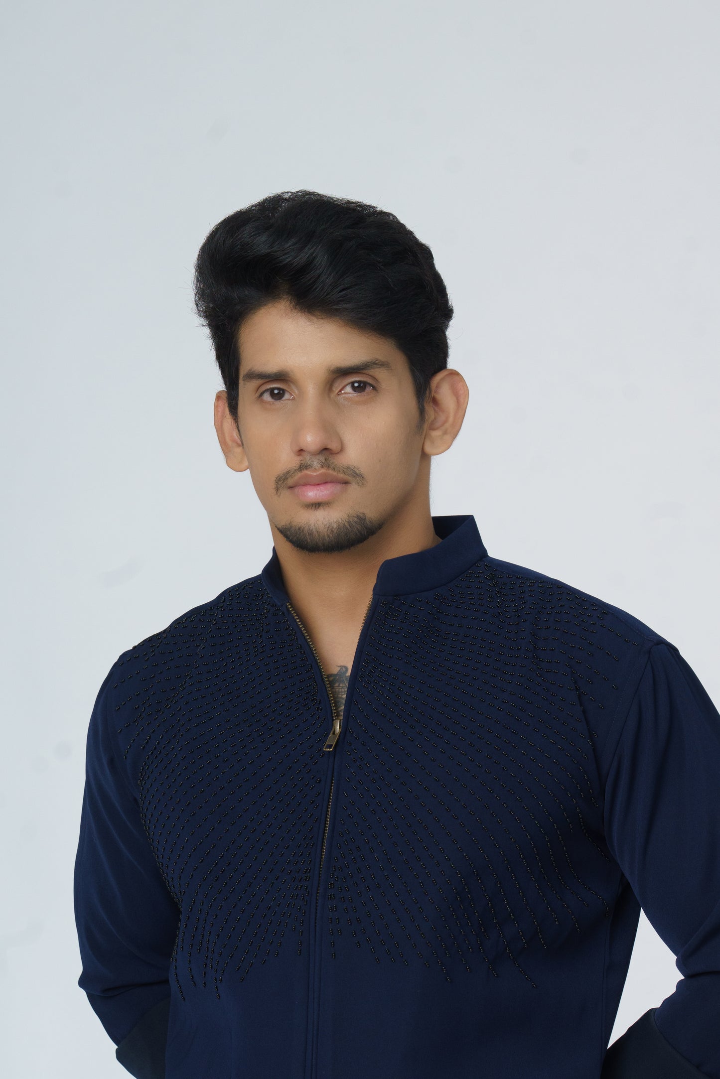 Zipper shirt with black lines hand embroidery