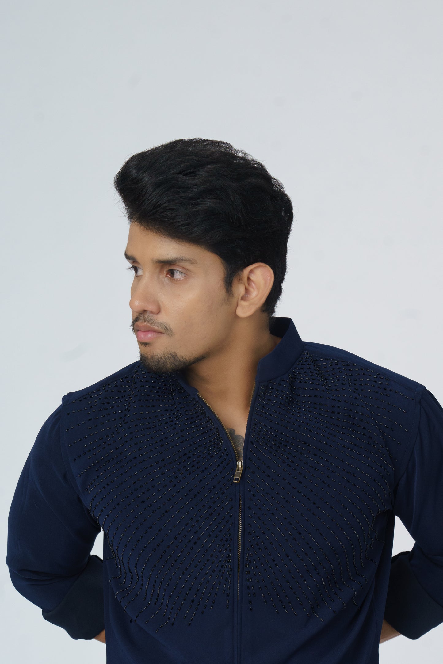 Zipper shirt with black lines hand embroidery